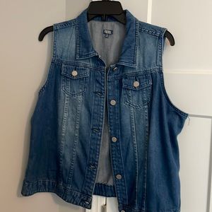 Womens Reba Jean jacket vest size L